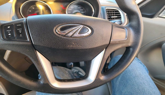 2016 Mahindra TUV300 T8, Diesel, Manual, 1,19,088 km, interior