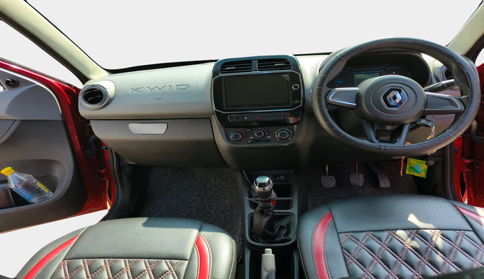 2021 Renault Kwid RXT 1.0 (O), Petrol, Manual, 23,355 km, interior