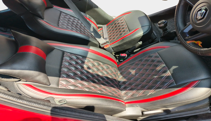 2021 Renault Kwid RXT 1.0 (O), Petrol, Manual, 23,355 km, interior