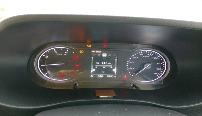 2024 Mahindra BOLERO NEO N10 R, Diesel, Manual, 7,210 km, interior