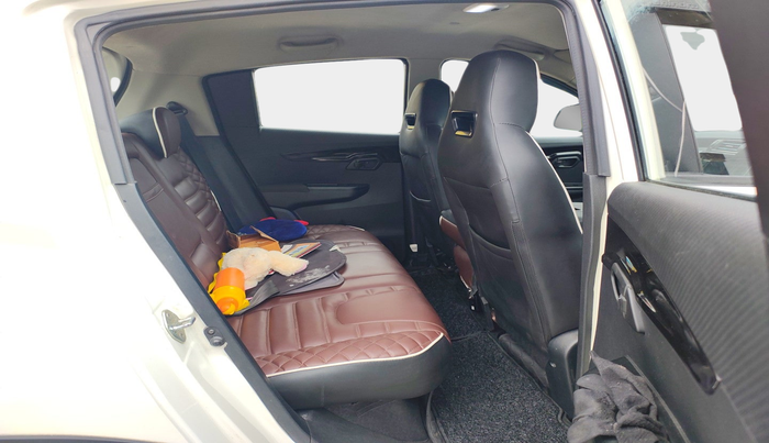 2018 Mahindra KUV 100 NXT K8 6 STR AMT, Diesel, Automatic, 26,553 km, interior