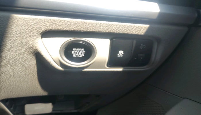 2022 KIA CARENS PRESTIGE PLUS 1.4 PETROL DCT 7 STR, Petrol, Automatic, 1,09,809 km, interior