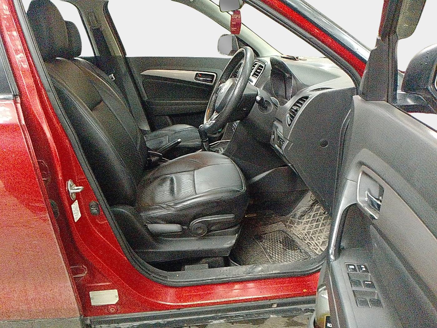 2016 Maruti Vitara Brezza ZDI PLUS, Diesel, Manual, 1,13,073 km, interior