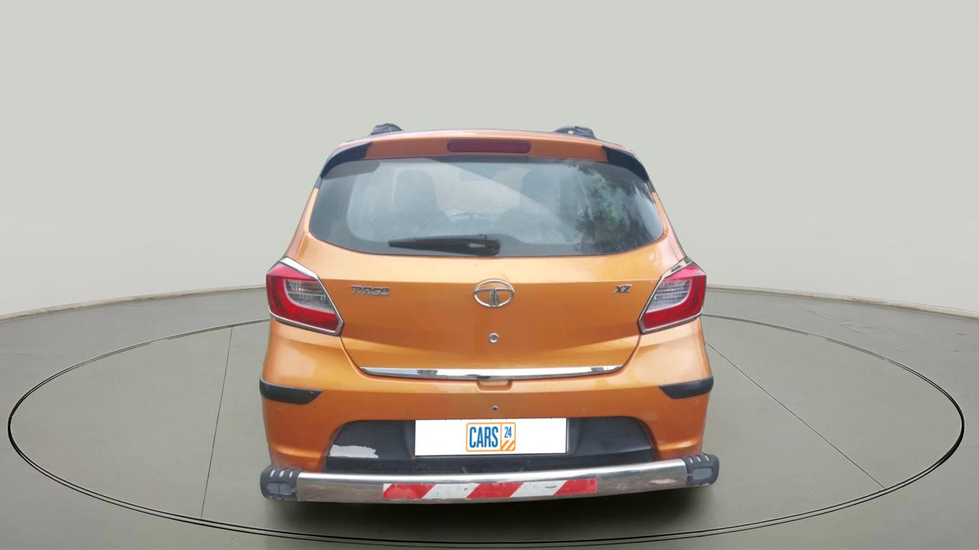 2016 Tata Tiago XZ PETROL, Petrol, Manual, 96,000 km, exterior