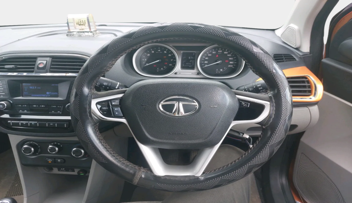 2016 Tata Tiago XZ PETROL, Petrol, Manual, 95,931 km, interior