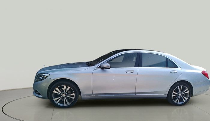 2015 Mercedes Benz S Class S350 CDI, Diesel, Automatic, 1,16,854 km, exterior