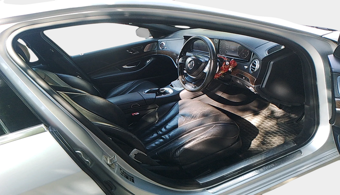 2015 Mercedes Benz S Class S350 CDI, Diesel, Automatic, 1,16,854 km, interior
