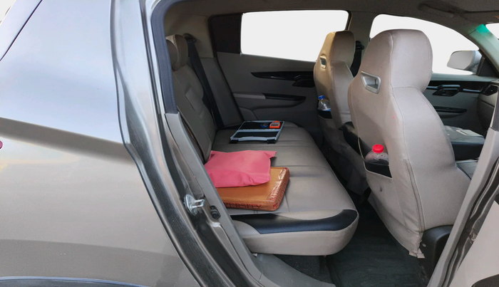 2016 Mahindra Kuv100 K8 D 6 STR, Diesel, Manual, 2,17,937 km, interior