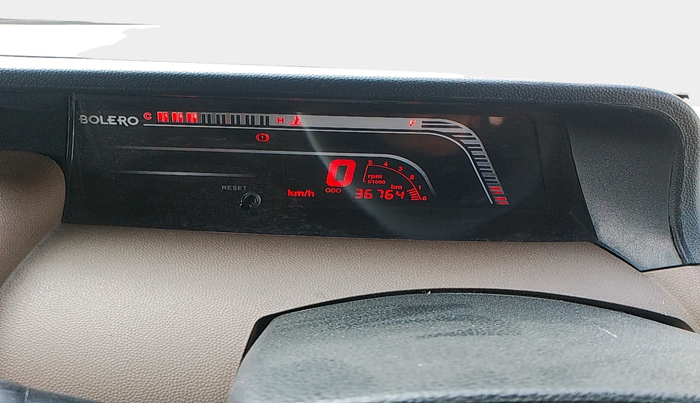 2021 Mahindra Bolero B6 (O), Diesel, Manual, 36,764 km, interior