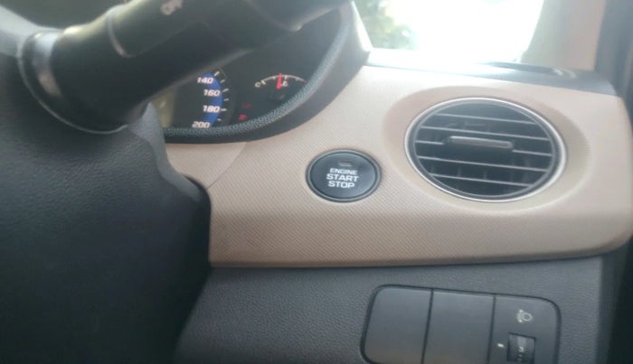 2014 Hyundai Xcent SX 1.2, Petrol, Manual, 1,15,406 km, interior