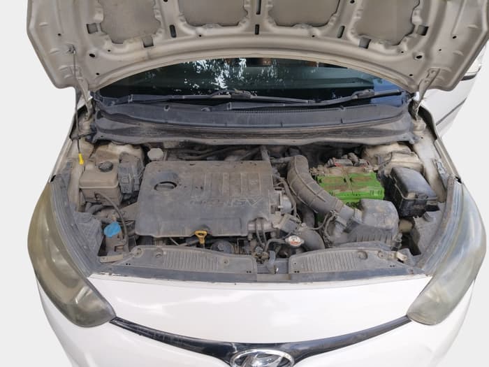 2013 Hyundai i20 SPORTZ 1.4 CRDI, Diesel, Manual, 1,36,000 km, exterior
