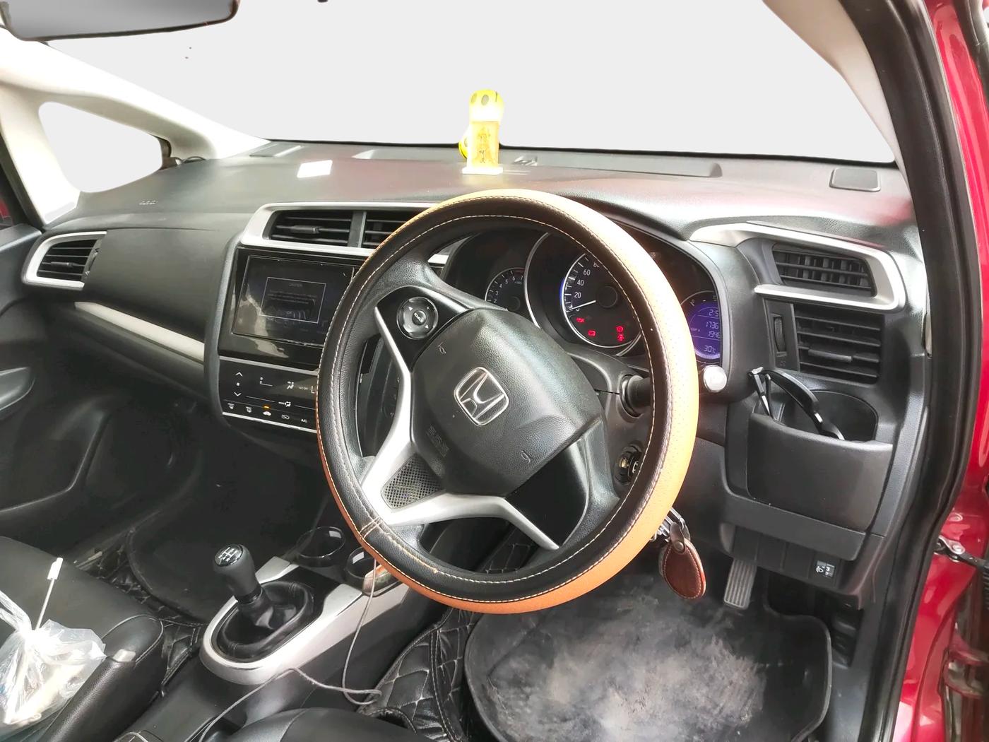 2019 Honda WR-V 1.2L I-VTEC VX MT, Petrol, Manual, 1,73,677 km, interior