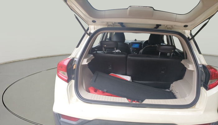 2019 Mahindra XUV300 W4 1.2 PETROL, Petrol, Manual, 60,434 km, exterior