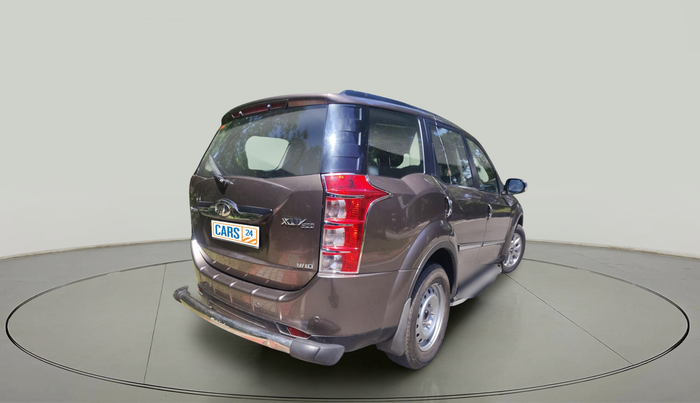 2018 Mahindra XUV500 W10, Diesel, Manual, 42,307 km, exterior