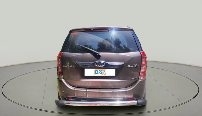 2018 Mahindra XUV500 W10, Diesel, Manual, 42,307 km, exterior