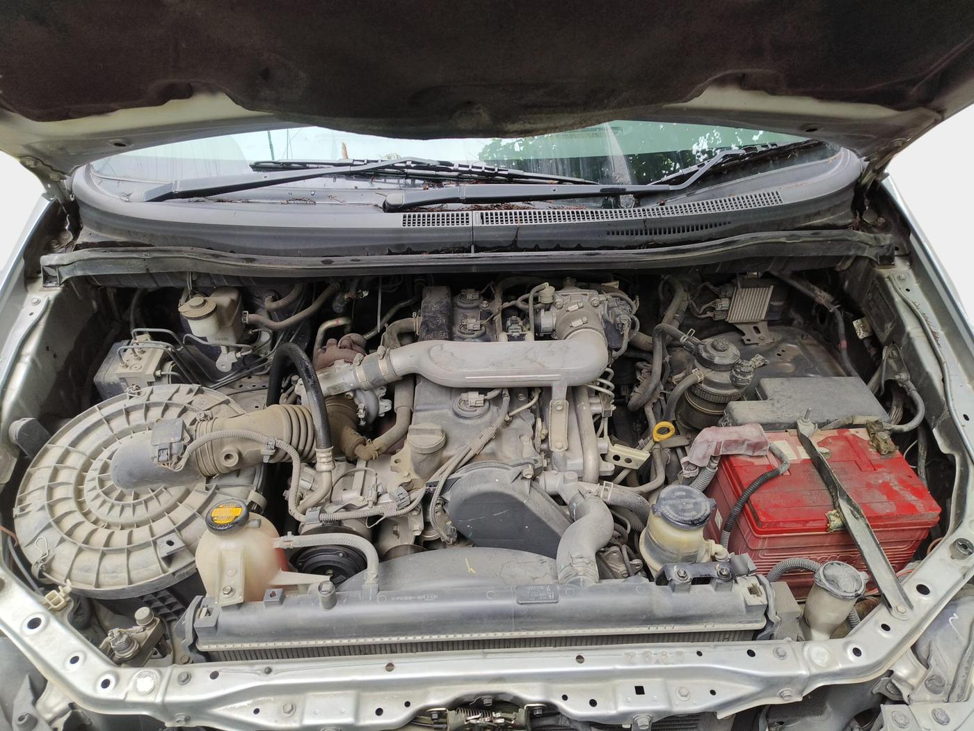 2015 Toyota Innova 2.5 GX 7 STR, Diesel, Manual, 1,21,033 km, exterior
