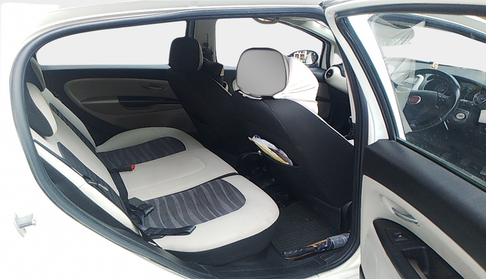 2016 Fiat URBAN CROSS 1.4 T-JET EMOTION, Petrol, Manual, 64,199 km, interior