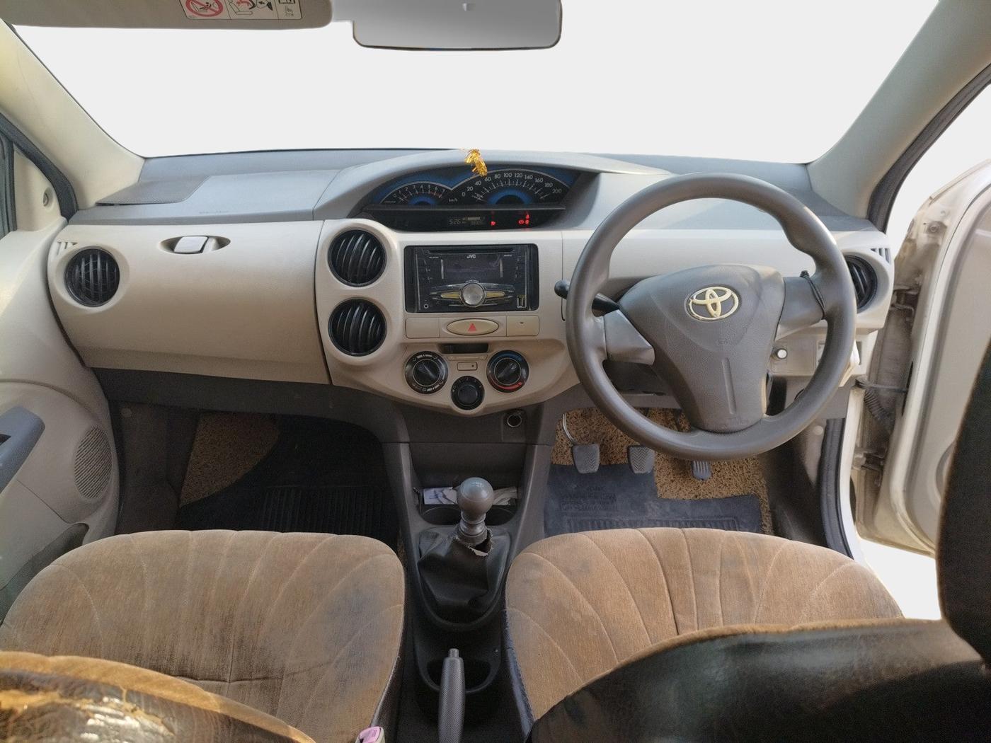 2014 Toyota Etios GD, Diesel, Manual, 98,309 km, interior