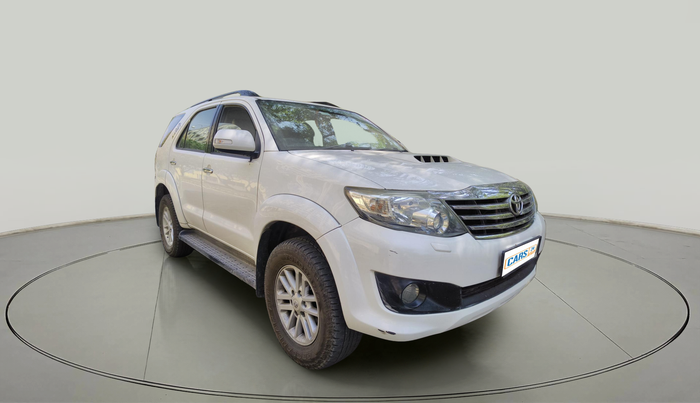 2014 Toyota Fortuner 3.0 4X2 AT, Diesel, Automatic, 91,768 km, exterior