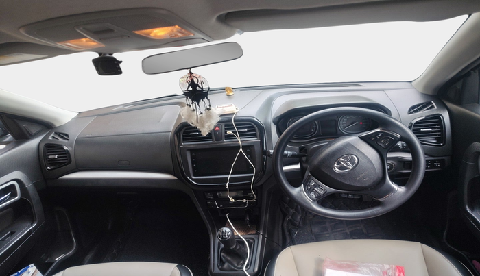 2022 Toyota URBAN CRUISER HIGH GRADE MT, Petrol, Manual, 42,749 km, interior
