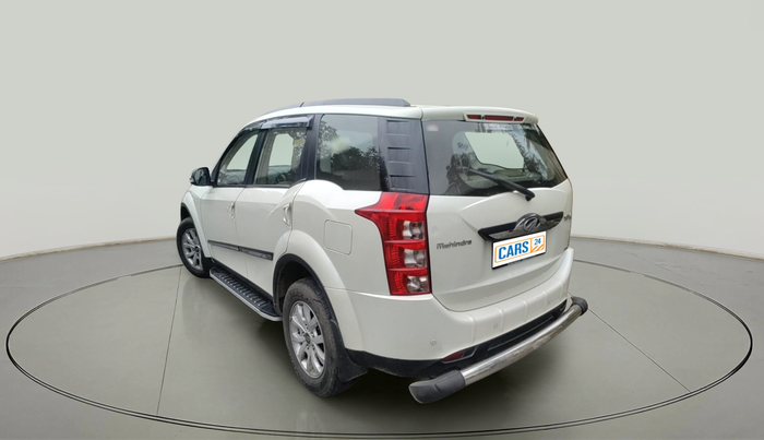 2016 Mahindra XUV500 W10, Diesel, Manual, 49,713 km, exterior