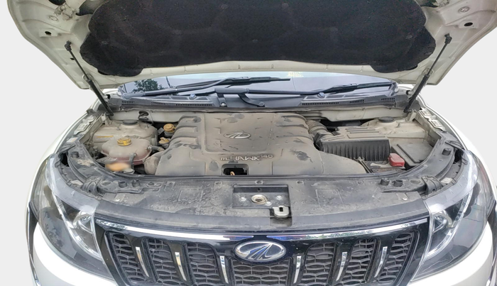 2016 Mahindra XUV500 W10, Diesel, Manual, 49,713 km, exterior