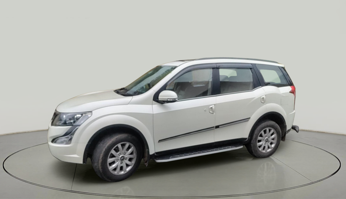 2016 Mahindra XUV500 W10, Diesel, Manual, 49,713 km, exterior