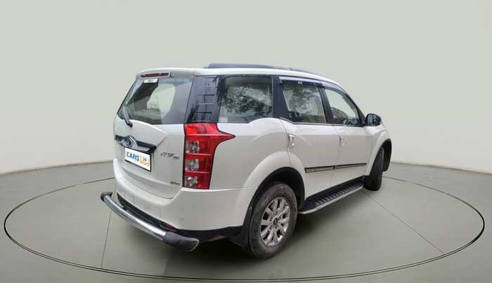 2016 Mahindra XUV500 W10, Diesel, Manual, 49,713 km, exterior