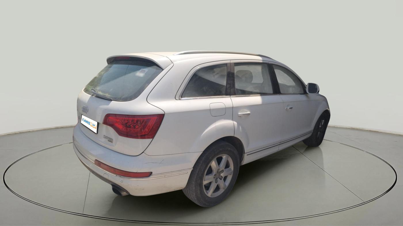 2014 Audi Q7 3.0 TDI QUATTRO, Diesel, Automatic, 1,22,397 km, exterior