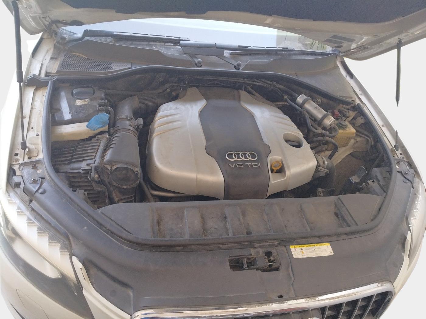 2014 Audi Q7 3.0 TDI QUATTRO, Diesel, Automatic, 1,22,397 km, exterior