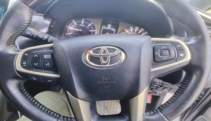 2017 Toyota Innova Crysta 2.8 ZX AT 7 STR, Diesel, Automatic, 1,26,090 km, interior