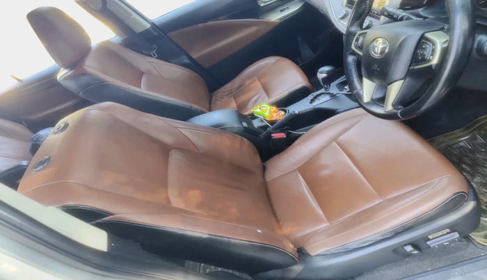 2017 Toyota Innova Crysta 2.8 ZX AT 7 STR, Diesel, Automatic, 1,26,090 km, interior