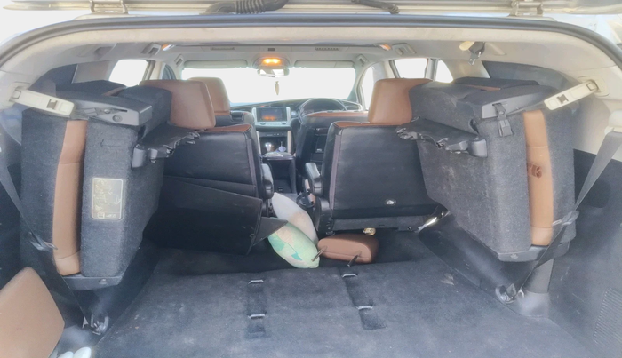 2017 Toyota Innova Crysta 2.8 ZX AT 7 STR, Diesel, Automatic, 1,26,090 km, interior