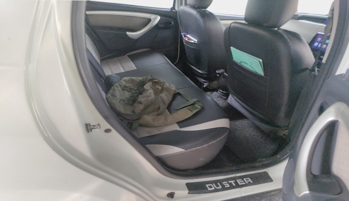 2014 Renault Duster 85 PS RXL DIESEL, Diesel, Manual, 89,542 km, interior