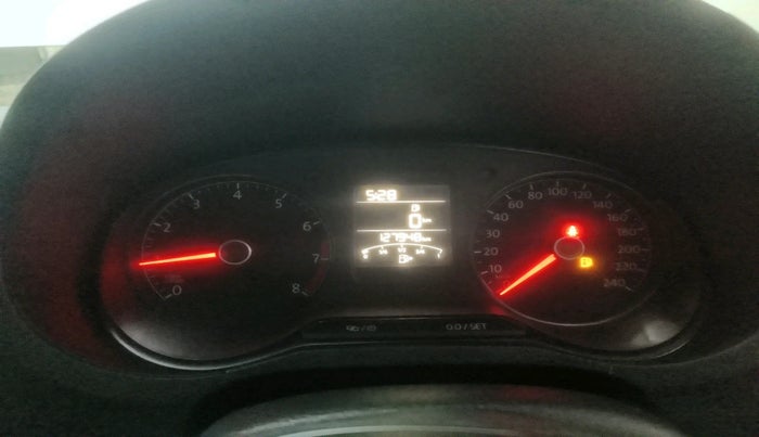 2020 Volkswagen Polo HIGHLINE PLUS 1.0, Petrol, Manual, 1,27,948 km, interior