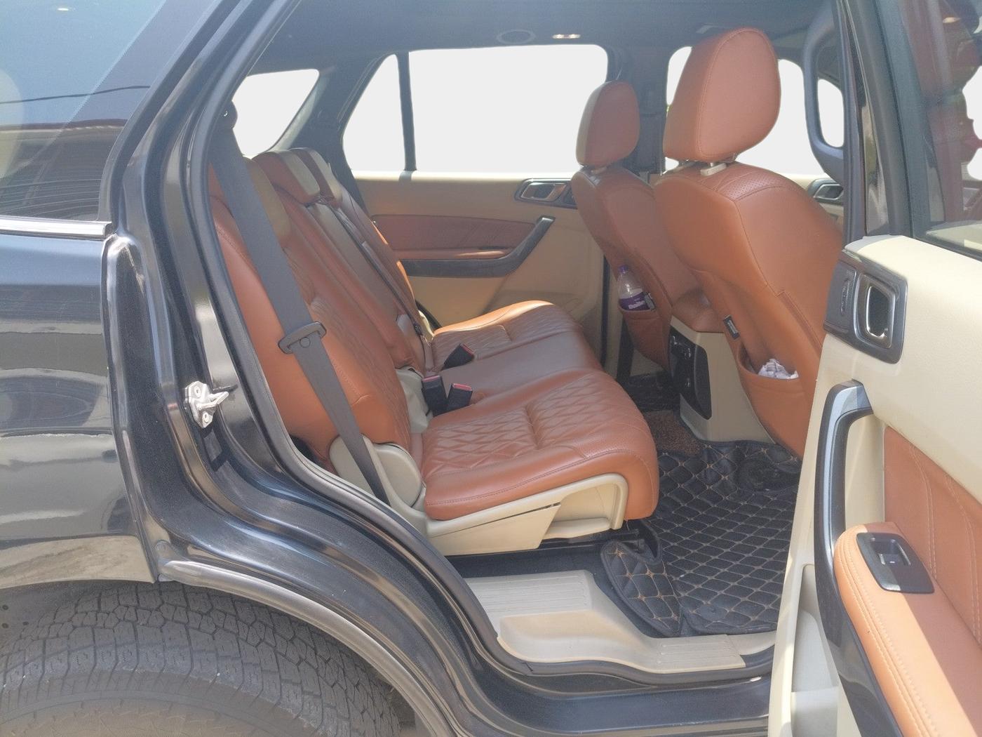 2018 Ford Endeavour TITANIUM 3.2 4X4 AT, Diesel, Automatic, 1,85,000 km, interior