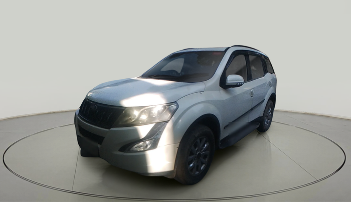 2016 Mahindra XUV500 W10, Diesel, Manual, 14,553 km, exterior