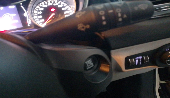 2020 Jeep Compass LIMITED PLUS 2.0 DIESEL 4X4 AT, Diesel, Automatic, 39,193 km, interior