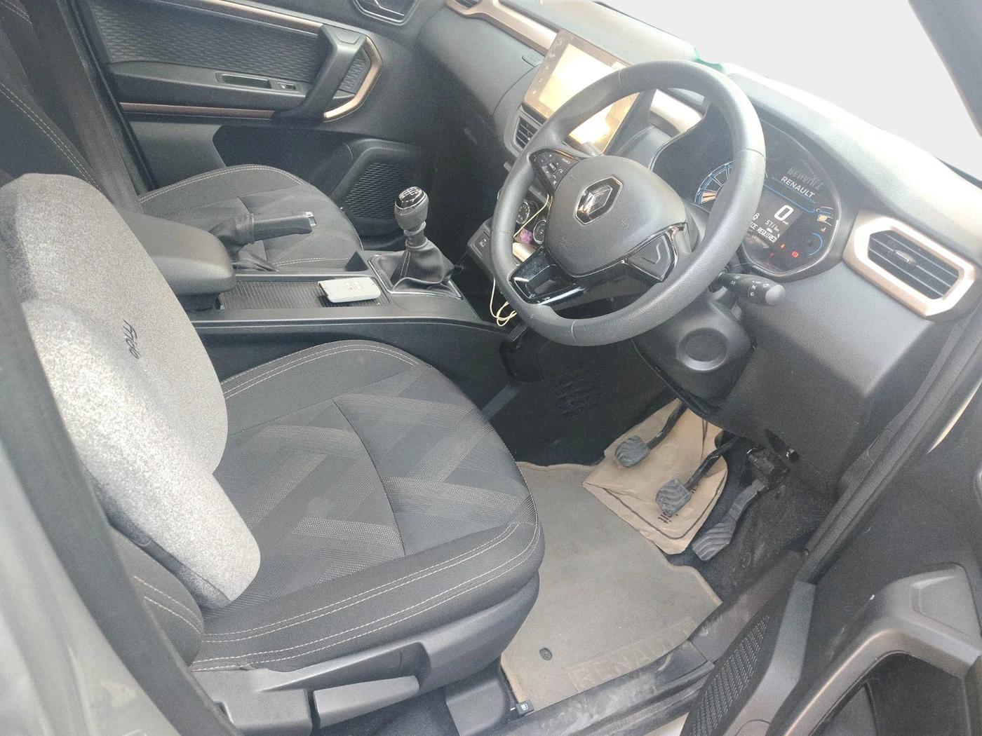 2021 Renault Kiger RXT (O) MT, Petrol, Manual, 5,711 km, interior