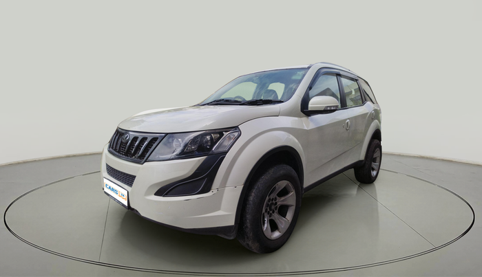 2016 Mahindra XUV500 W6, Diesel, Manual, 98,372 km, exterior