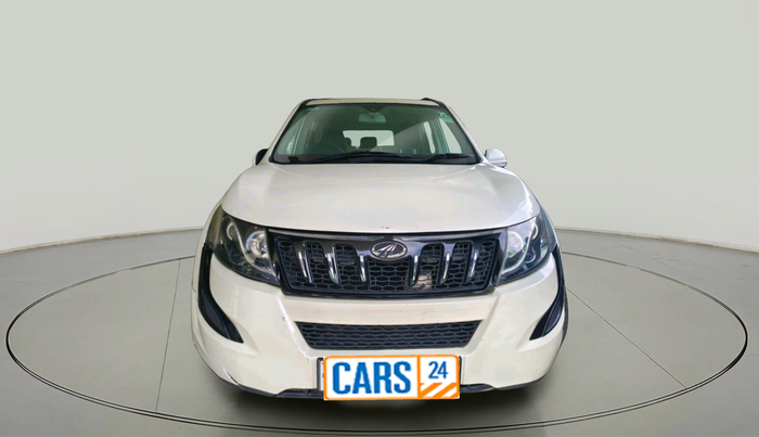 2016 Mahindra XUV500 W6, Diesel, Manual, 98,372 km, exterior
