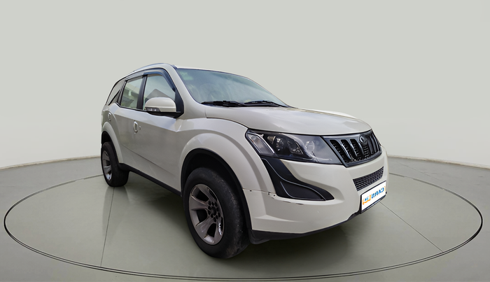 2016 Mahindra XUV500 W6, Diesel, Manual, 98,372 km, exterior