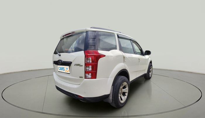 2016 Mahindra XUV500 W6, Diesel, Manual, 98,372 km, exterior