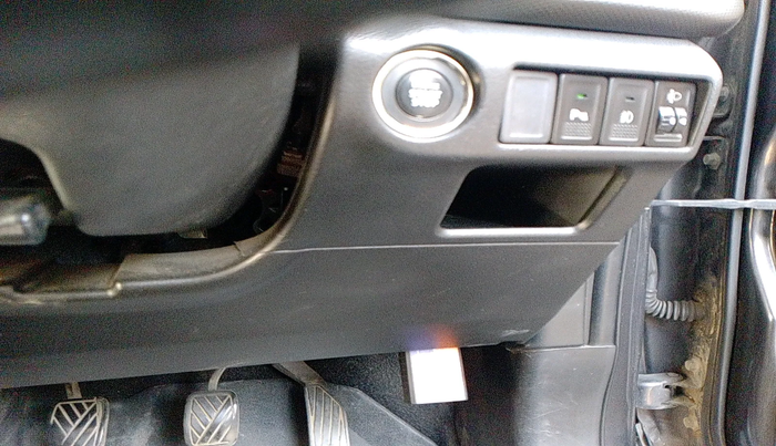 2016 Maruti S Cross ZETA 1.3, Diesel, Manual, 2,39,081 km, interior