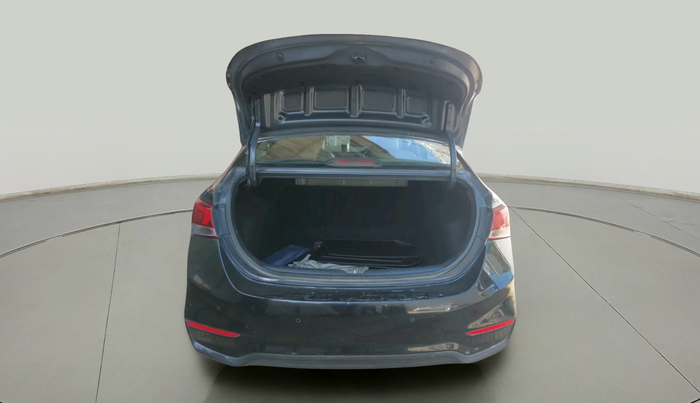 2018 Hyundai Verna 1.6 VTVT SX, Petrol, Manual, 62,412 km, exterior