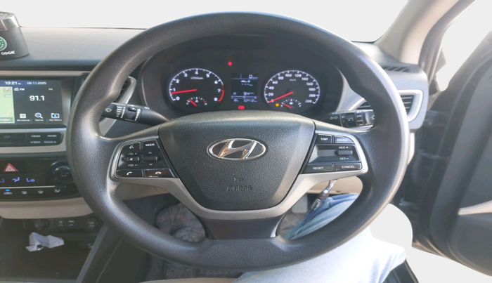 2018 Hyundai Verna 1.6 VTVT SX, Petrol, Manual, 62,412 km, interior