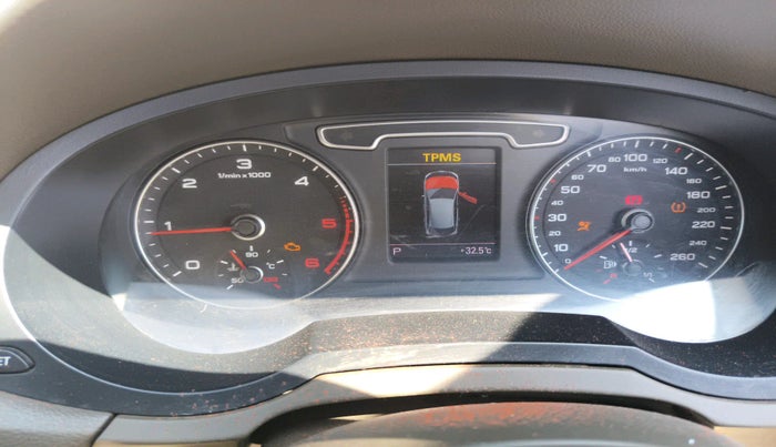 2012 Audi Q3 2.0 TDI QUATTRO, Diesel, Automatic, 96,000 km, interior