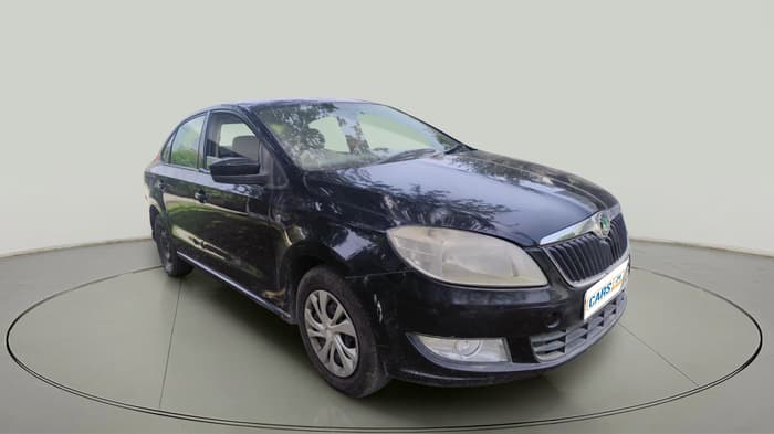 2013 Skoda Rapid AMBITION 1.6 TDI CR MT, Diesel, Manual, 1,32,355 km, exterior