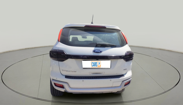 2017 Ford Endeavour TITANIUM 3.2 4X4 AT, Diesel, Automatic, 98,015 km, exterior