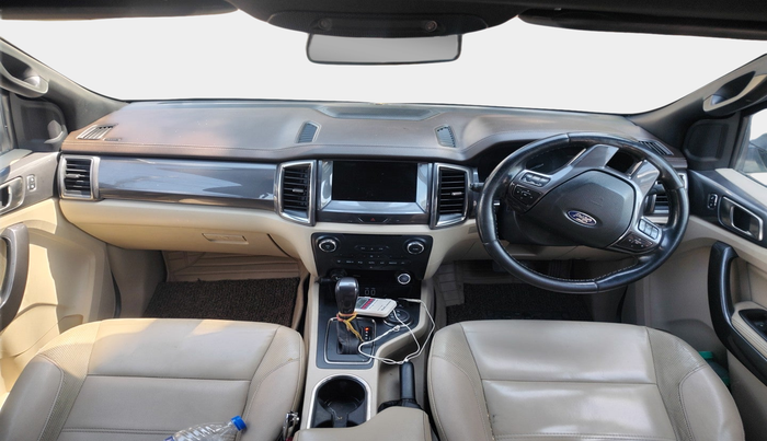 2017 Ford Endeavour TITANIUM 3.2 4X4 AT, Diesel, Automatic, 98,015 km, interior